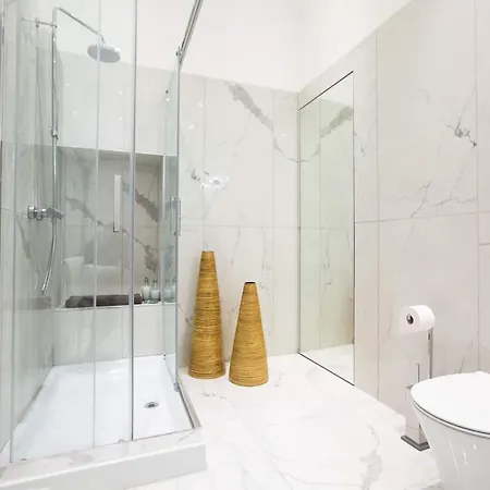 Luxury In 2*